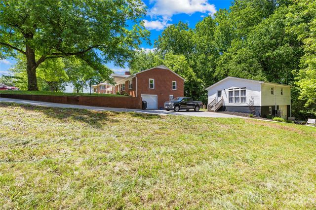 5603 King Wilkinson Road, Denver, NC 28037