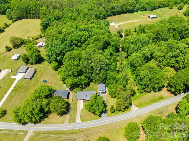 5603 King Wilkinson Road, Denver, NC 28037