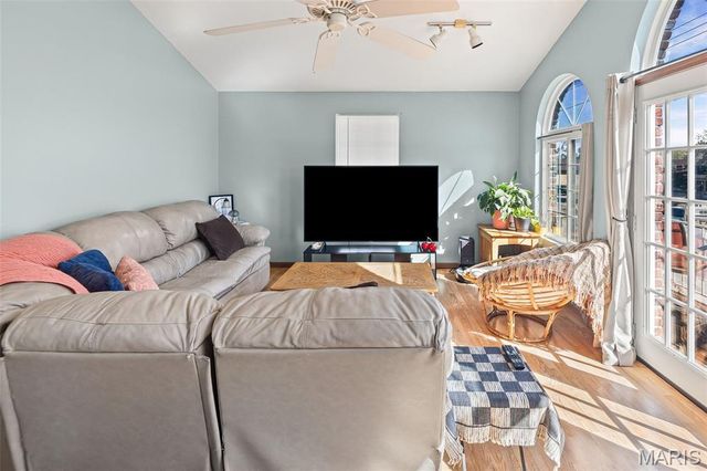 222 E Main Street, Grafton, IL 62037