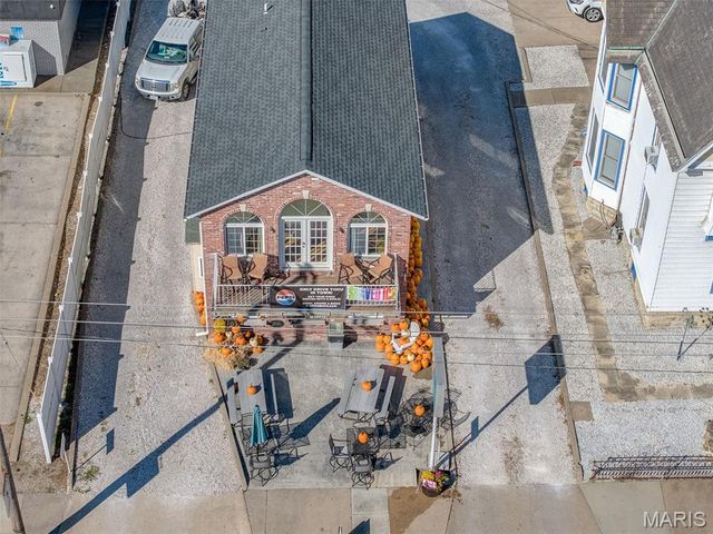 222 E Main Street, Grafton, IL 62037