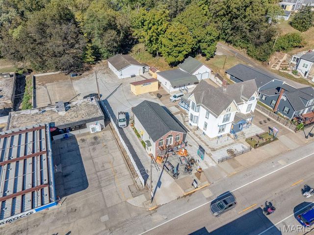 222 E Main Street, Grafton, IL 62037