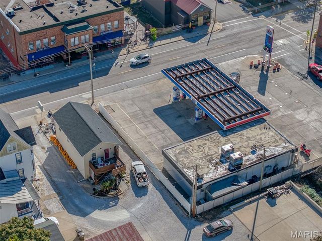 222 E Main Street, Grafton, IL 62037