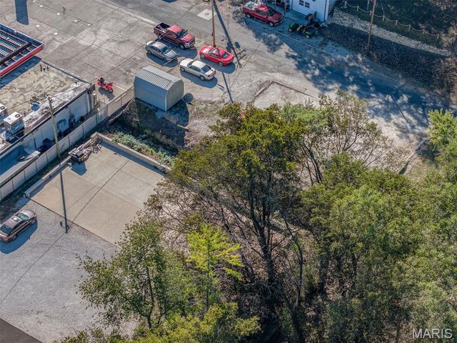 222 E Main Street, Grafton, IL 62037