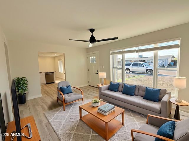 20031 N 18TH Drive, Phoenix, AZ 85027