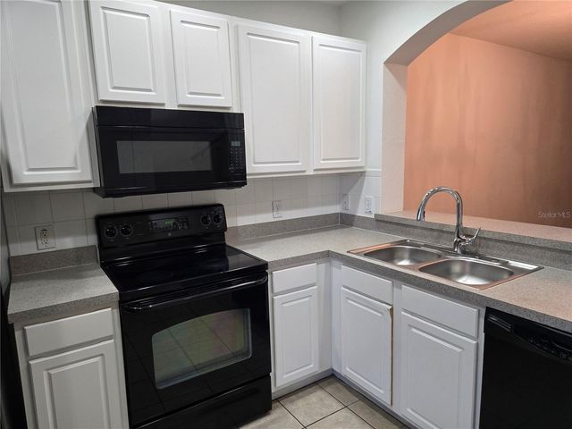 12327 HEALEY SUMMIT LANE, Riverview, FL 33579