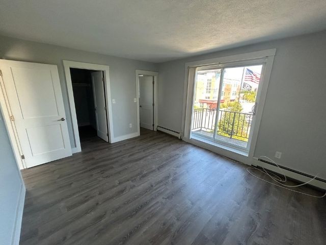 2 Meacham St 6, Somerville, MA 02145