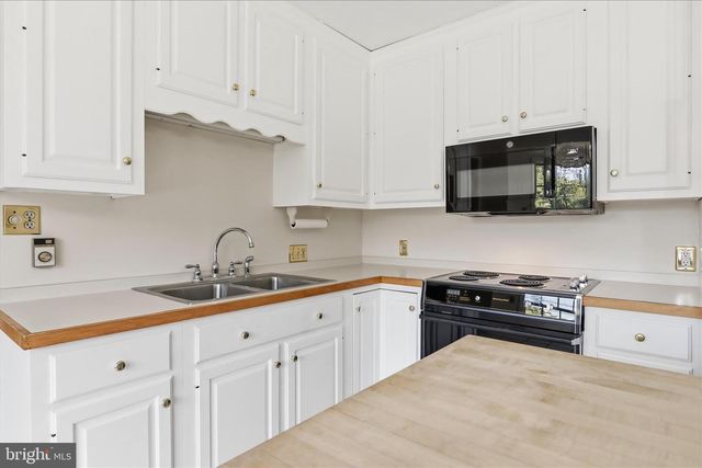 16617 MOSBY DR, Williamsport, MD 21795