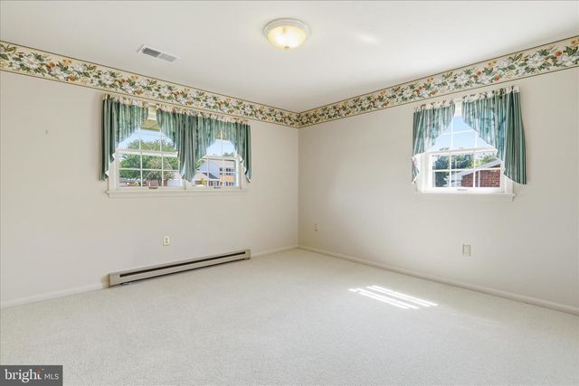 16617 MOSBY DR, Williamsport, MD 21795