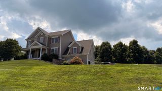 5 Rolling Hills Drive, Seymour, CT 06483