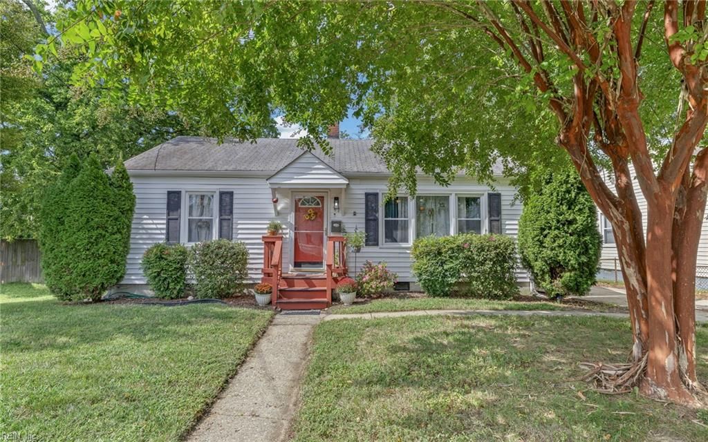 47 Clayton DR, Hampton, VA 23669
