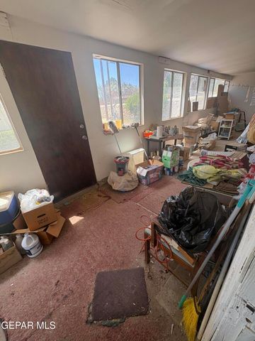 327 S GLENWOOD Street, El Paso, TX 79905