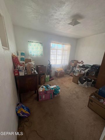 327 S GLENWOOD Street, El Paso, TX 79905