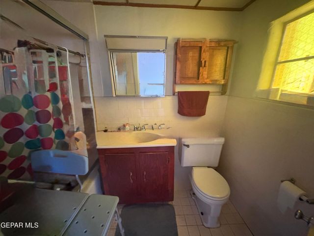327 S GLENWOOD Street, El Paso, TX 79905