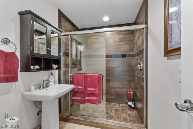 3020 Bel Air Drive, Las Vegas, NV 89109