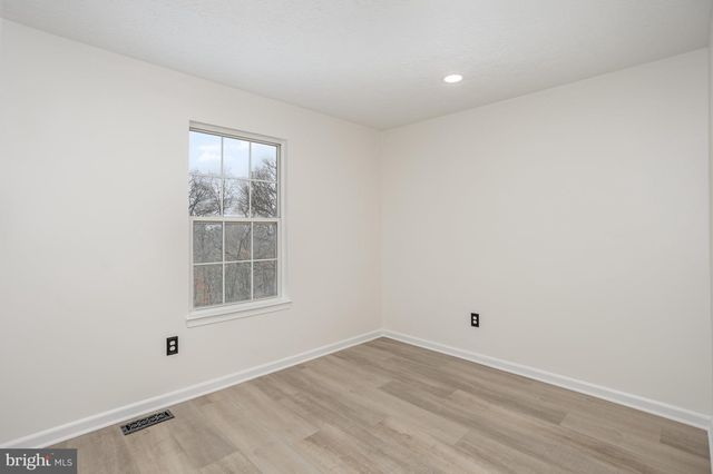 175 COUNTRY RIDGE DR, Red Lion, PA 17356