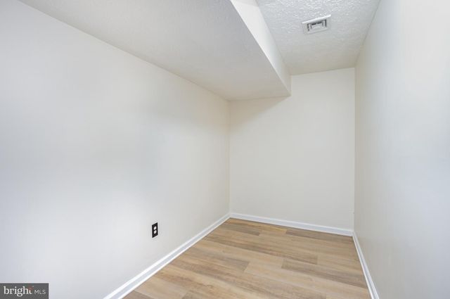 175 COUNTRY RIDGE DR, Red Lion, PA 17356