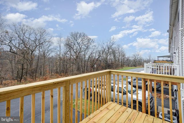 175 COUNTRY RIDGE DR, Red Lion, PA 17356