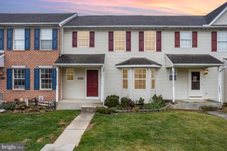 175 COUNTRY RIDGE DR, Red Lion, PA 17356
