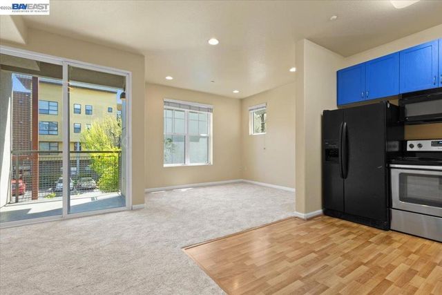 1121 40th Street 4201, Emeryville, CA 94608