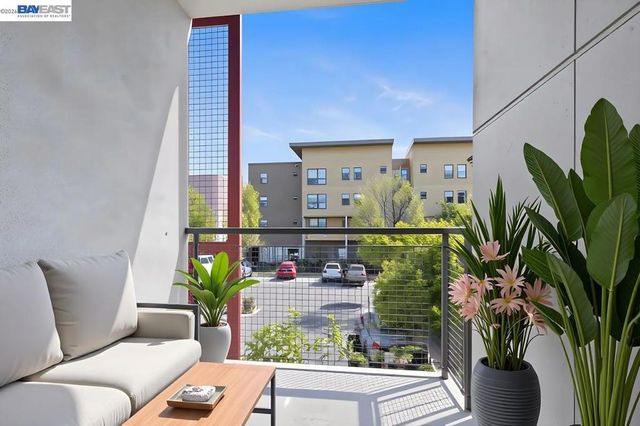 1121 40th Street 4201, Emeryville, CA 94608