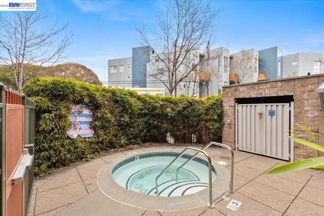 1121 40th Street 4201, Emeryville, CA 94608