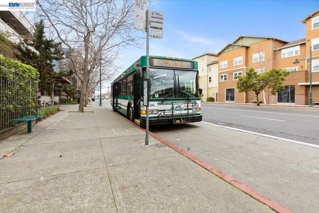 1121 40th Street 4201, Emeryville, CA 94608
