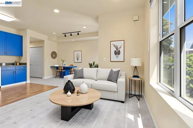 1121 40th Street 4201, Emeryville, CA 94608