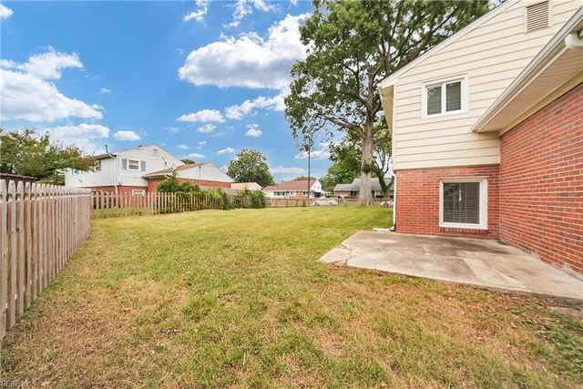 6905 Adele DR, Norfolk, VA 23518