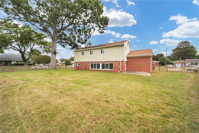 6905 Adele DR, Norfolk, VA 23518