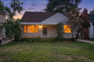 18641 Sumner, Redford Charter Township, MI 48240