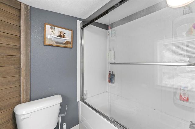 214 S Oak Street, Ottawa, KS 66067