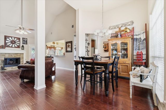 523 Clancy Lane, Lake Dallas, TX 75065