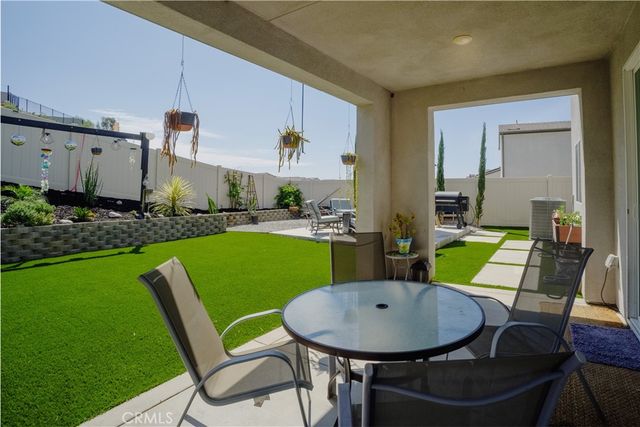 35323 Orchard Trail, Fallbrook, CA 92028
