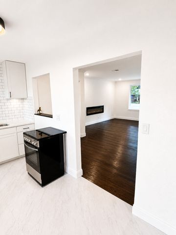 220 Sky Acres Drive, Westworth Village, TX 76114