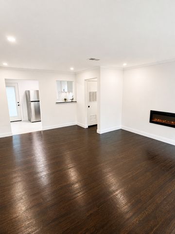 220 Sky Acres Drive, Westworth Village, TX 76114