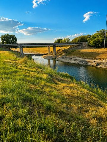 220 Sky Acres Drive, Westworth Village, TX 76114