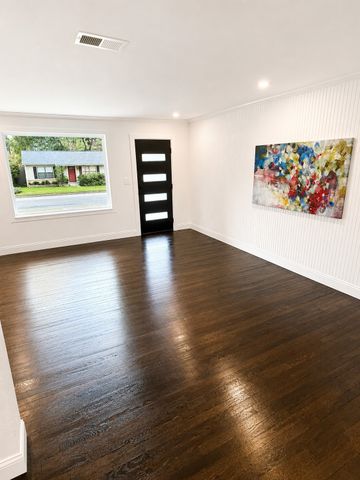 220 Sky Acres Drive, Westworth Village, TX 76114