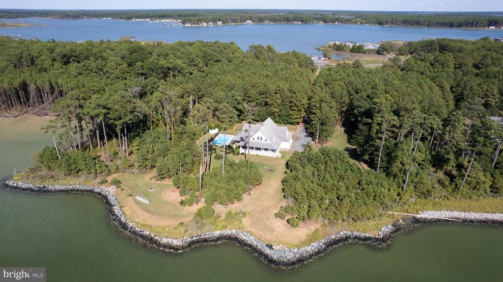 5332 RAGGED POINT RD, Cambridge, MD 21613