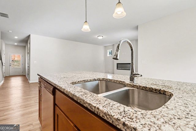 812 Dundee Way, Cartersville, GA 30121