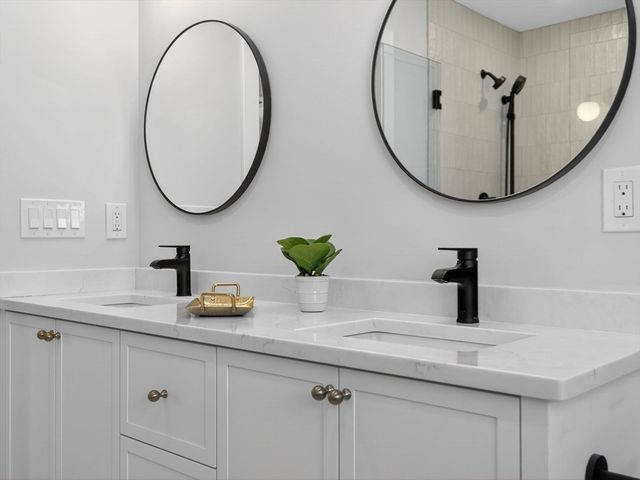 165 Franklin St 165, Arlington, MA 02474