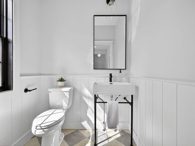 165 Franklin St 165, Arlington, MA 02474