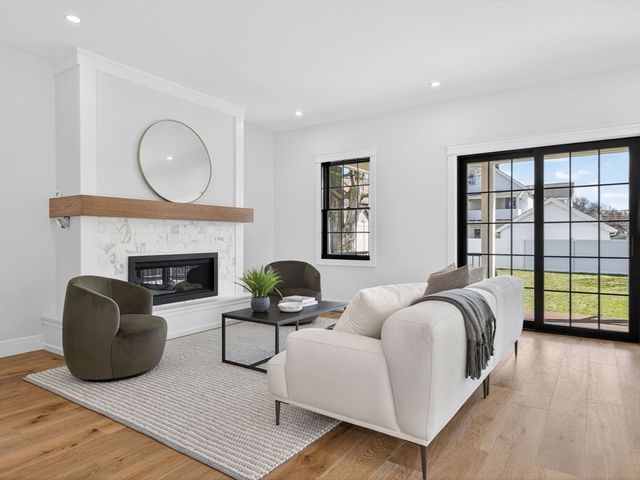 165 Franklin St 165, Arlington, MA 02474