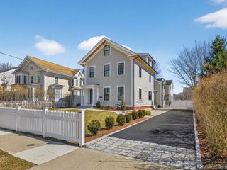 165 Franklin St 165, Arlington, MA 02474