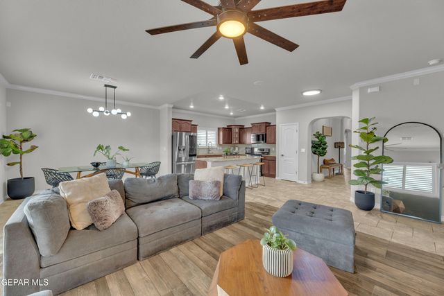 7532 WOLF CREEK Drive, El Paso, TX 79911