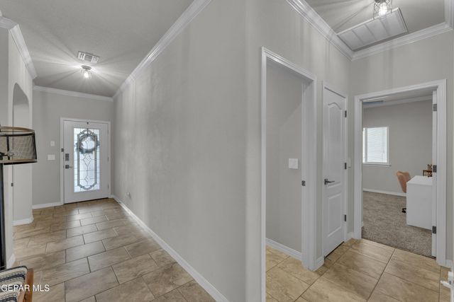 7532 WOLF CREEK Drive, El Paso, TX 79911