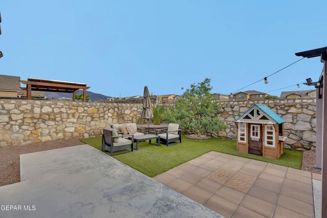 7532 WOLF CREEK Drive, El Paso, TX 79911