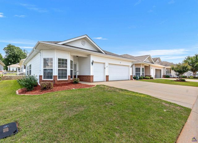 371 Spyglass Hill Drive, Perry, GA 31069