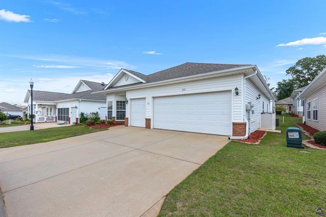 371 Spyglass Hill Drive, Perry, GA 31069