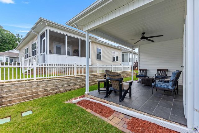371 Spyglass Hill Drive, Perry, GA 31069