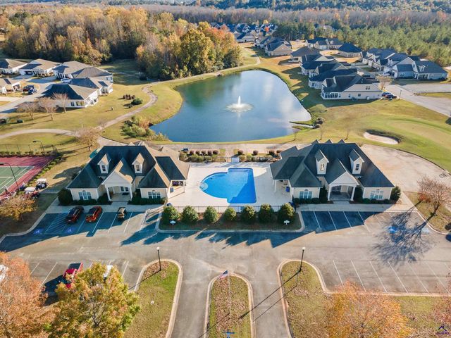 371 Spyglass Hill Drive, Perry, GA 31069